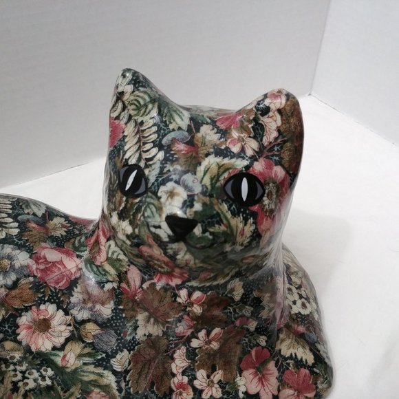 ✨️ SOLD ✨️Calico Capers Cat Figure FolkArt Green/Pink Floral - Picture 2 of 6